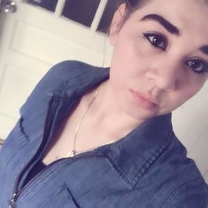 Meet your Posher, Beatriz